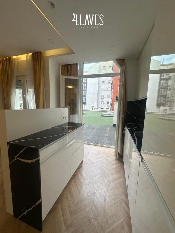 Piso en Calle de Linneo, Madrid - Imagen 8