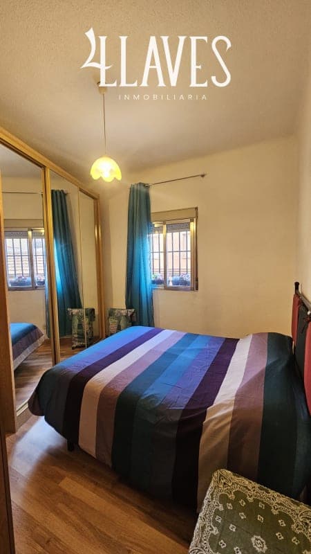 CALLE TOMAS ESTEBAN 9