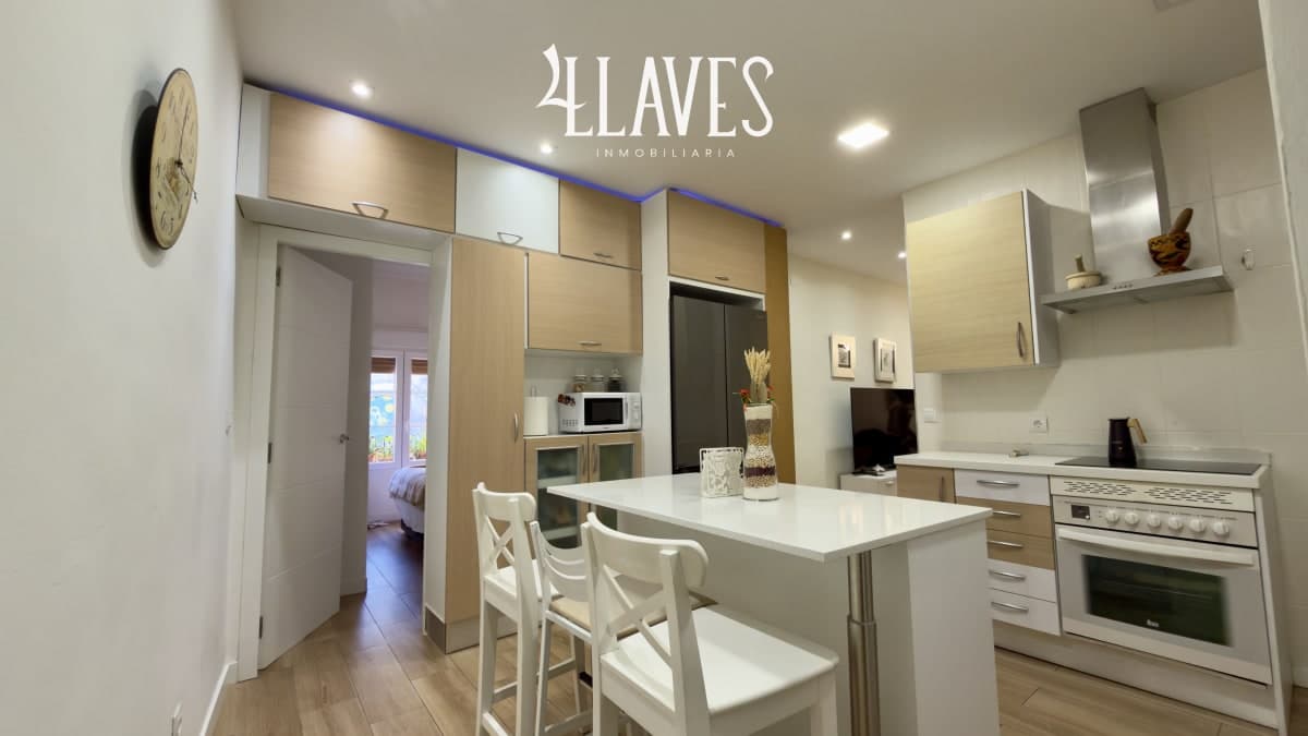 PISO EXTERIOR EN CALLE EMBAJADORES - Imagen 13