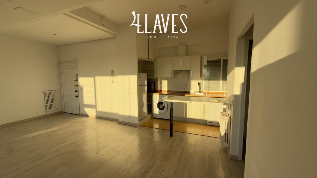 Alquiler de Ático en Calle Santa Engracia, Chamberí - Imagen 3