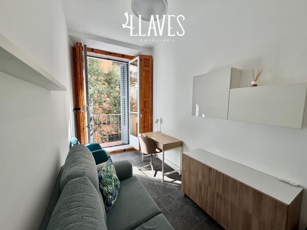 PISO EN LAVAPIES - Imagen 6