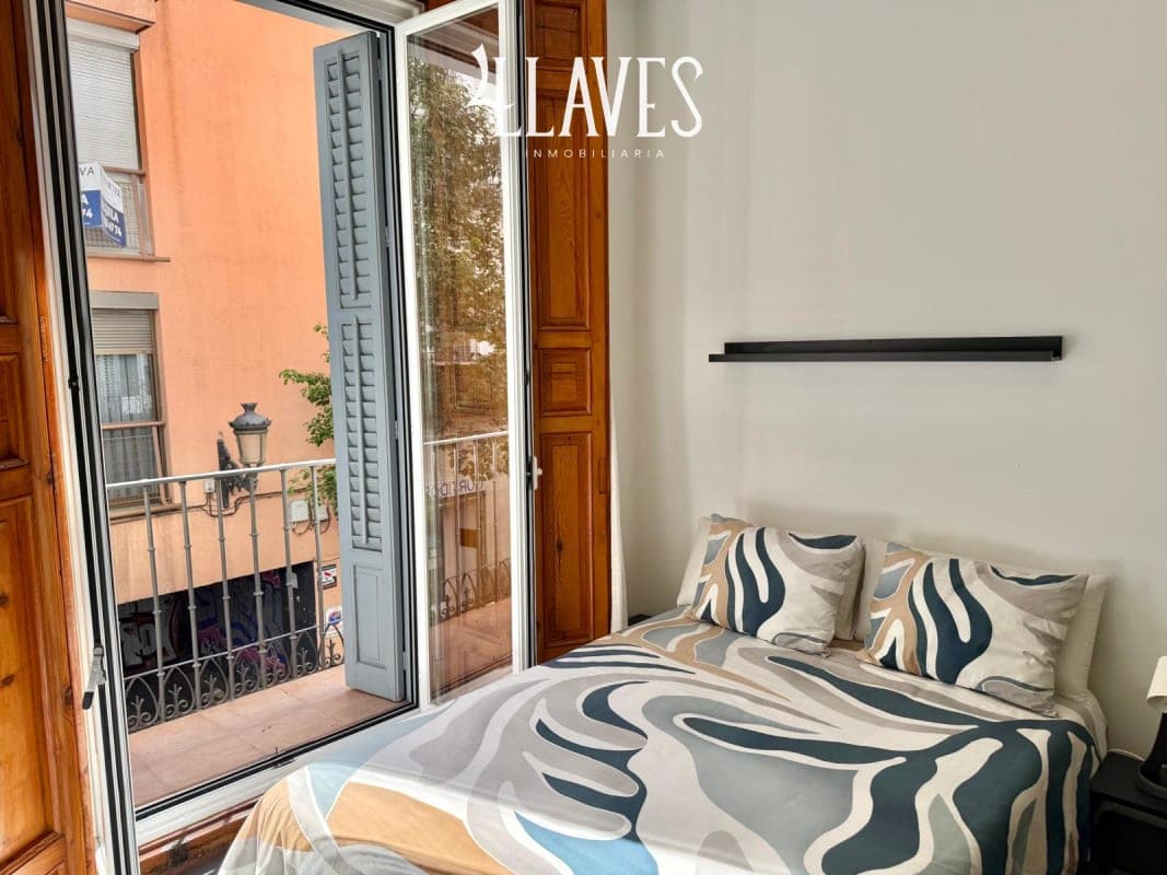 PISO EN LAVAPIES - Imagen 8