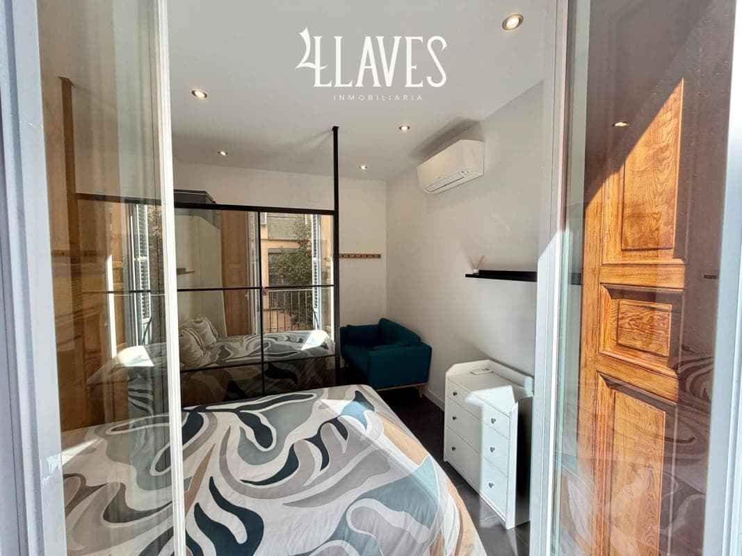 PISO EN LAVAPIES - Imagen 16